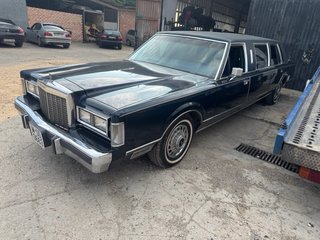 Ford Lincoln 1986