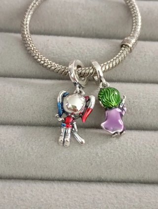 Harley Quinn y Joker nuevos plata
