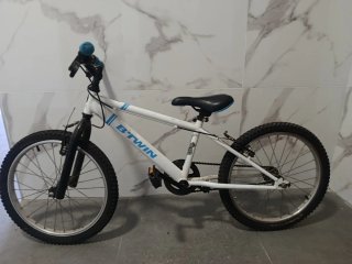 Bicicleta infantil Btwin 20 blanca