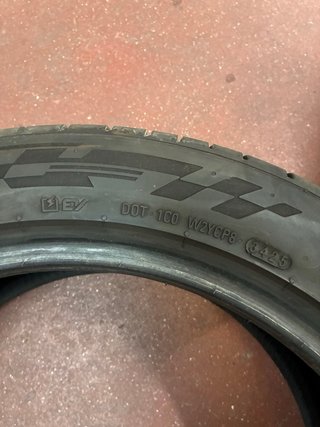 Neumático Khumo 245/45ZR18 100Y