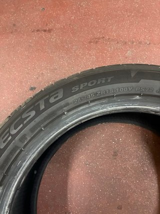 Neumático Khumo 245/45ZR18 100Y