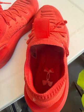Zapatillas Under Armour Rojas Talla 42