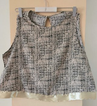 Conjunto blusa y falda beige/negro