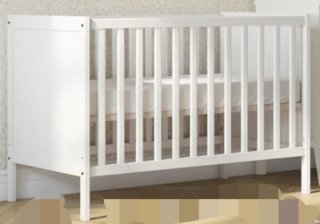 Cuna blanca de madera