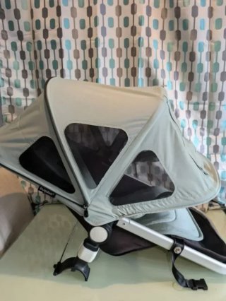 Conjunto bugaboo Verde grisáceo Fox y camaleon