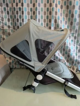 Conjunto bugaboo Verde grisáceo Fox y camaleon