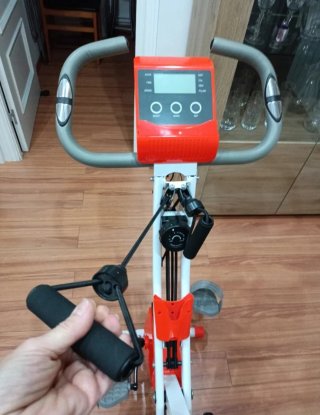 Bicicleta Estática Roja