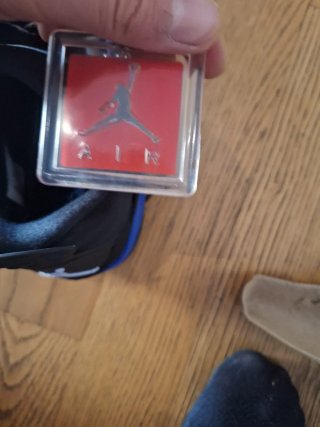 Jordan 4 nere e blu