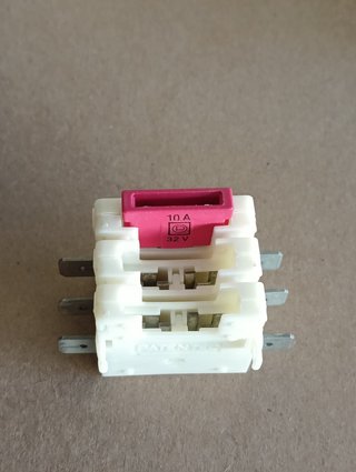 PORTAFUSIBLES AEREO PARA FUSIBLE LÁMINA - 2 TIPOS