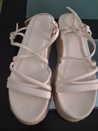 Zapatos sin estrenar/poco uso Talla 40-41