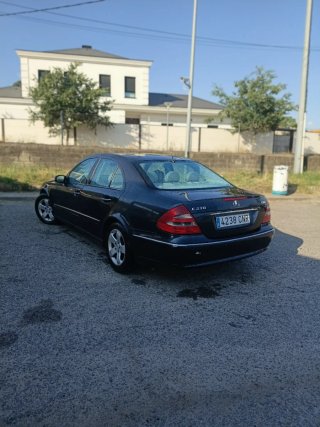 Mercedes-Benz Clase E 2004