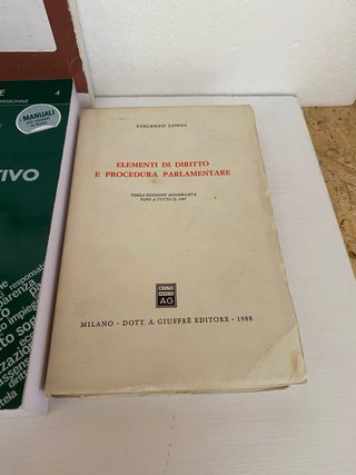 Libri universitari, diritto penale giurisprudenza