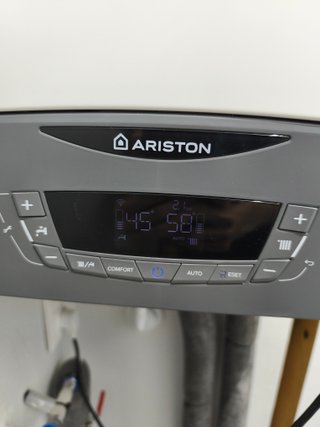 Caldera gas Ariston Clas One 35+Módulo WIFI (35 kW