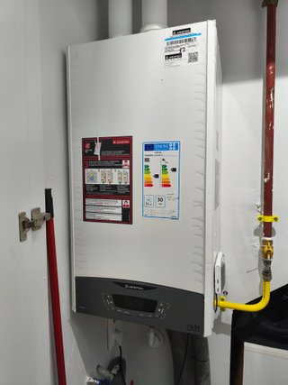 Caldera gas Ariston Clas One 35+Módulo WIFI (35 kW