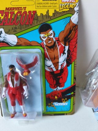 Marvel Legends Falcon Figura de Acción