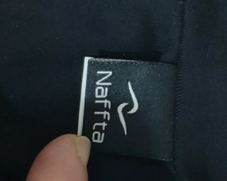 Conjunto deportivo tenis negro y rojo