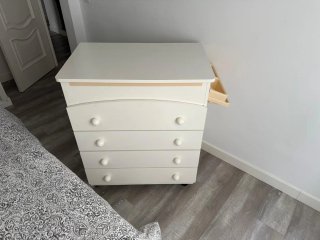 Cómoda cambiador madera y plástico