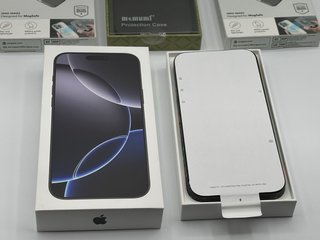 iPhone 16 Pro Max 256GB + Fundas + Factura