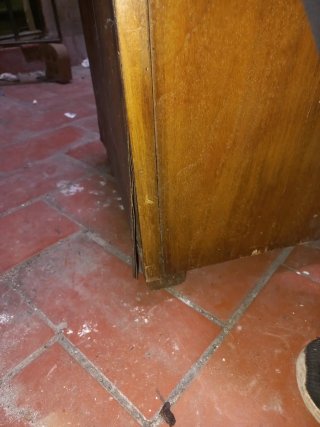 Máquina de coser Wertheim en mueble de madera