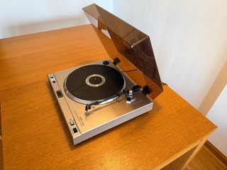 Tocadiscos Marantz TT2000