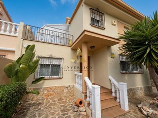 Chalet en venta en Las Atalayas - Urmi - Cerro Mar en Peñíscola