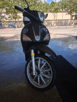Piaggio Liberty 125 Negra
