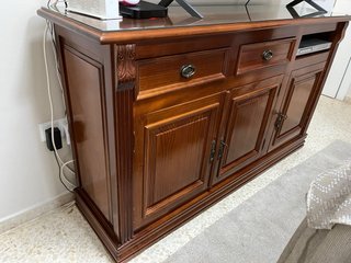 Muebles salón, clasico y madera de roble