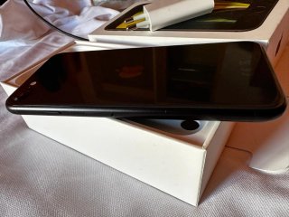 iPhone SE 2da Gen 64GB Negro - Batería 99%