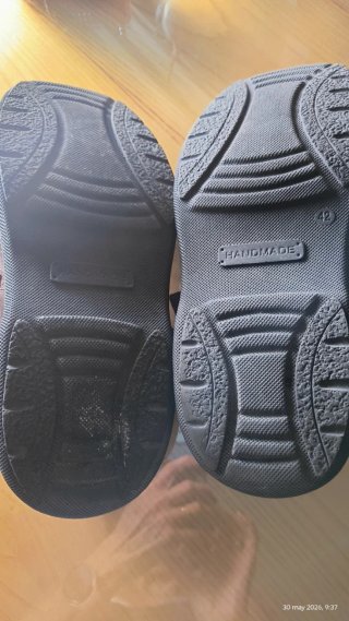 Sandalias de hombre marrones de ante