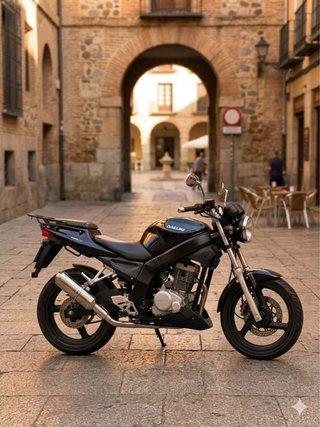 Daelim RoadWin 125 Negra. 21000kms