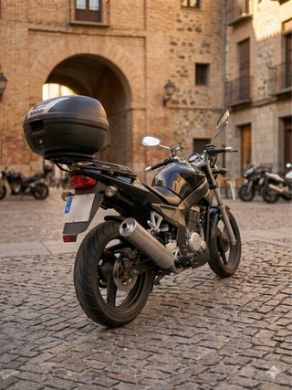 Daelim RoadWin 125 Negra. 21000kms