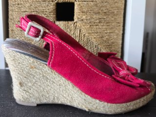 Sandalias cuña esparto rojas