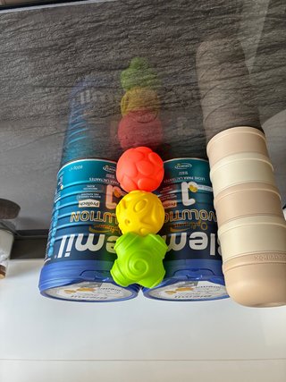 Lote Leche y Juguetes Bebé