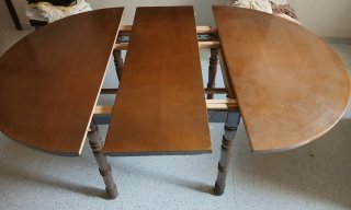 Mesa extensible de madera