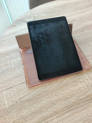 iPad 8ª Gen Space Gray