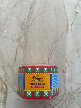Lote productos tailandeses: bálsamo, aceite, parch