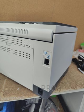 Impresora láser multifunción HP