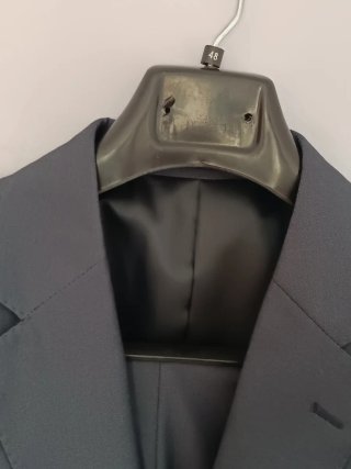 Traje de hombre gris