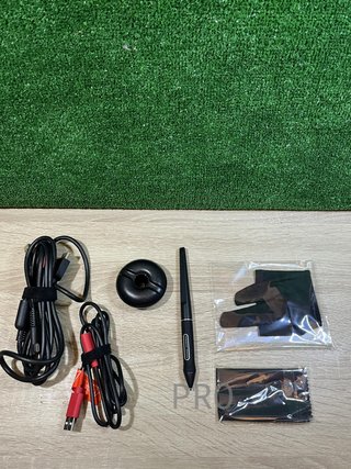 Tableta Gráfica con Pantalla HUION Kamvas 13