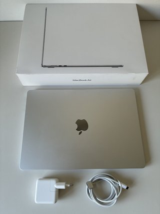 MacBook Air 15 M3 16GB 512GB Argento