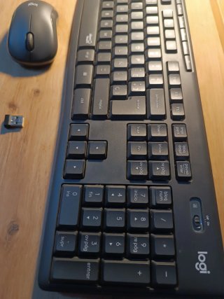 Teclado y Ratón Logitech Silencio Negro/Gris