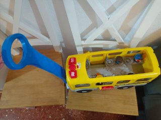 Autobús escolar de juguete Fisher Price