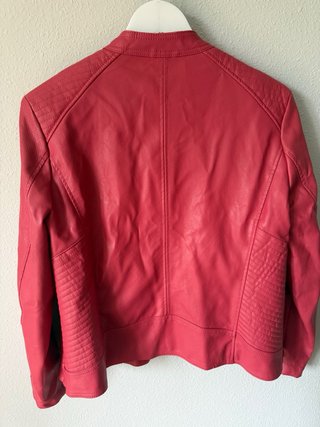 Chaqueta de cuero roja Roberto Baci Talla 48