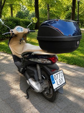 Vespa Piaggio Liberty 125 ABS - Azul/Beige