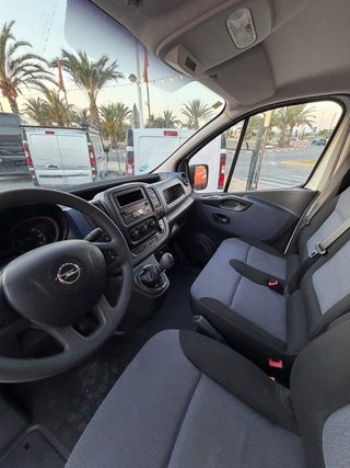 Opel Vivaro L2H1 2018 • 38.000 km • Único propieta
