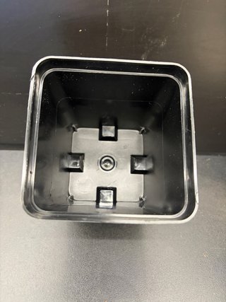 3 Vasi quadrati neri in plastica