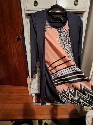 Camiseta manga 3/4 con estampado paisley.