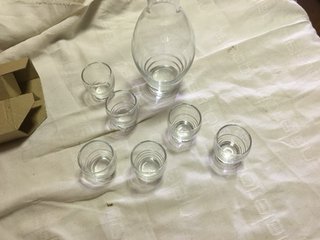 Set 7 pezzi Bali: 1 caraffa + 6 bicchieri
