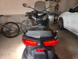 Yamaha XMAX Iron Max 125 Negra/gris