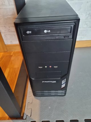 Pc antiguo si disco duro ni ram